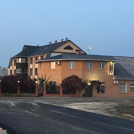 Мотельный Комплекс Телега Sula Exterior photo